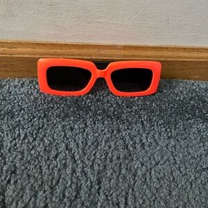 Classic Retro Style  SHADES; SUN GLASSES Unique Orange  Frame